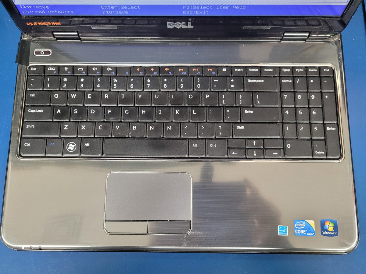 DELL N5010 i5-460 メモリ4GB SSD128G Dell Inspiron N5010, Intel Core i5 M370 @2.40 Ghz, 4GB RAM, 128GB