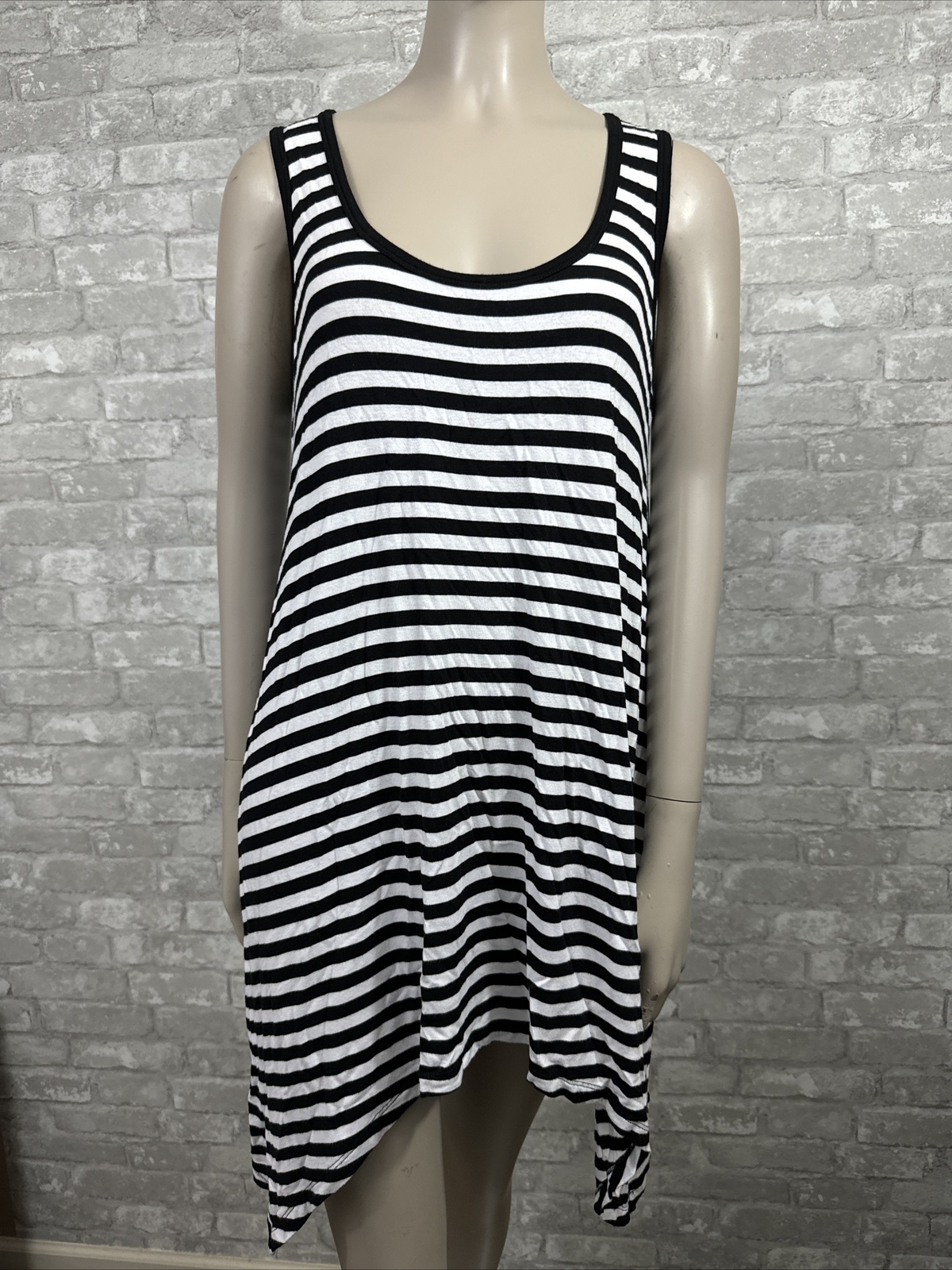 Soft Surroundings Small Timely Patterned Black & … - image 2