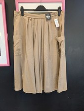 M S Pleated Midi Skirt with Pockets BNWT Size 18