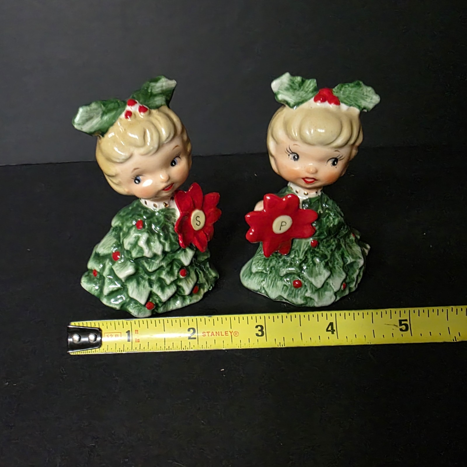 Holt Howard Salt & Pepper Vtg 1950s Christmas Poinsettia Holly Tree Girls Read 