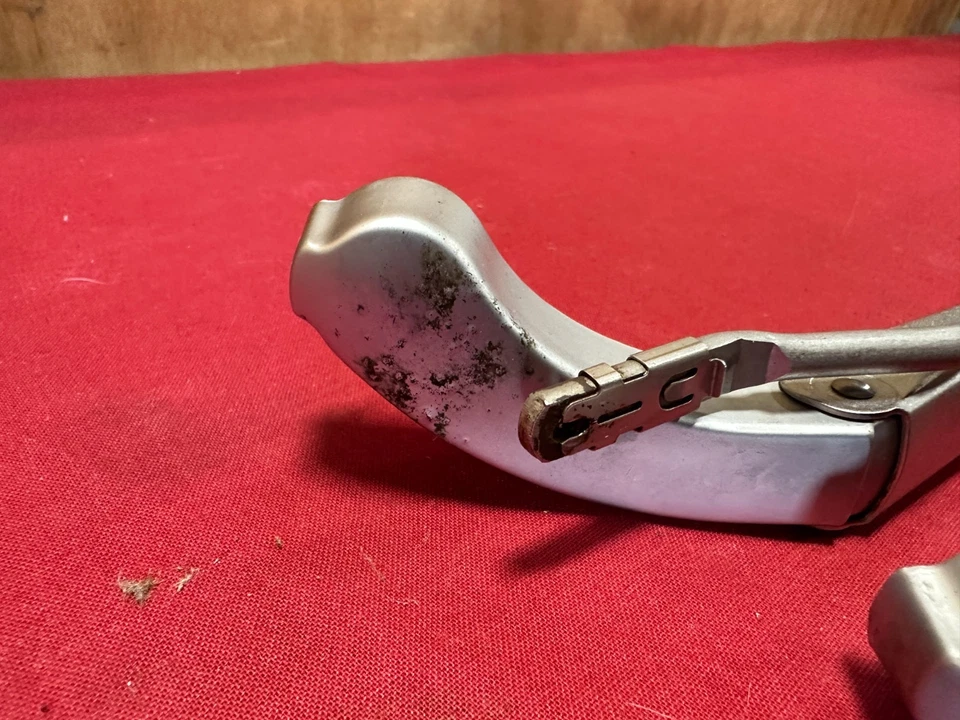 Chevrolet Impala Bel Air 1969-1970 limpiaparabrisas/brazos GM 69-70 Foto 3 de 4