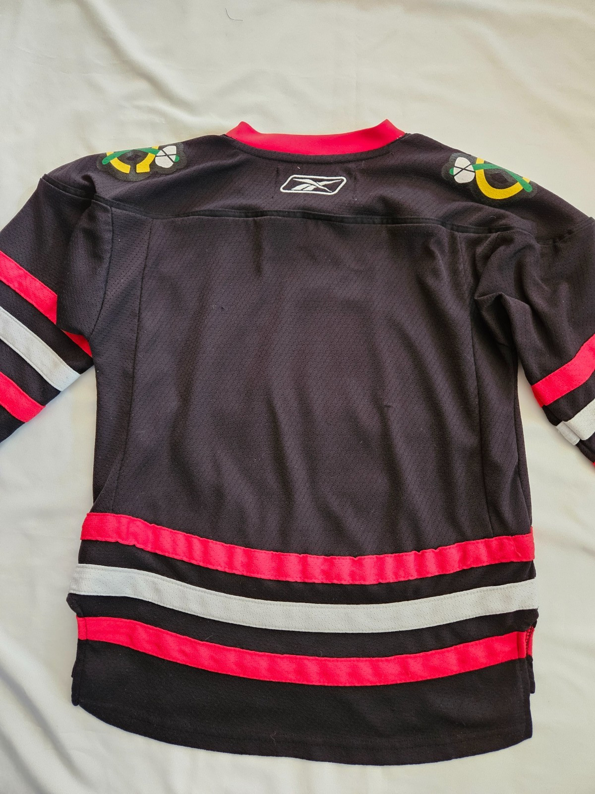 Chicago Blackhawks REEBOK Jersey Youth S/M Hockey NHL Read Description thumbnail 10