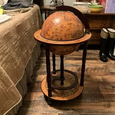 Vintage-Style Rolling Globe Hidden Brandy Cart