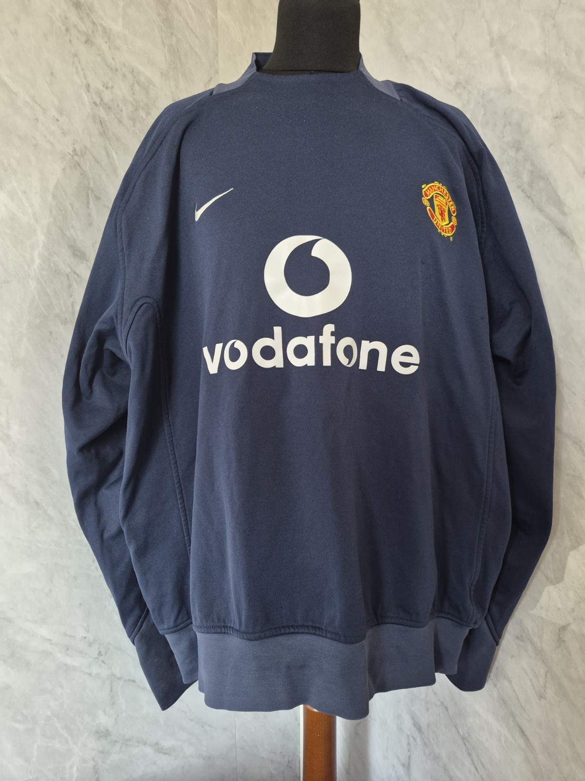 *Rare* XXL 2005-06 Manchester United, Nike, Pre-match Warm Up Top "Vodafone"