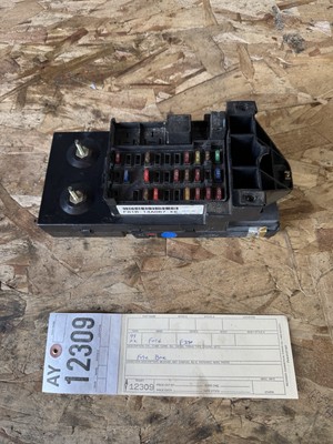 1999-2001 Ford F350 7.3L Powerstroke fuse box GEM Module F81B-14067-EE ay12309