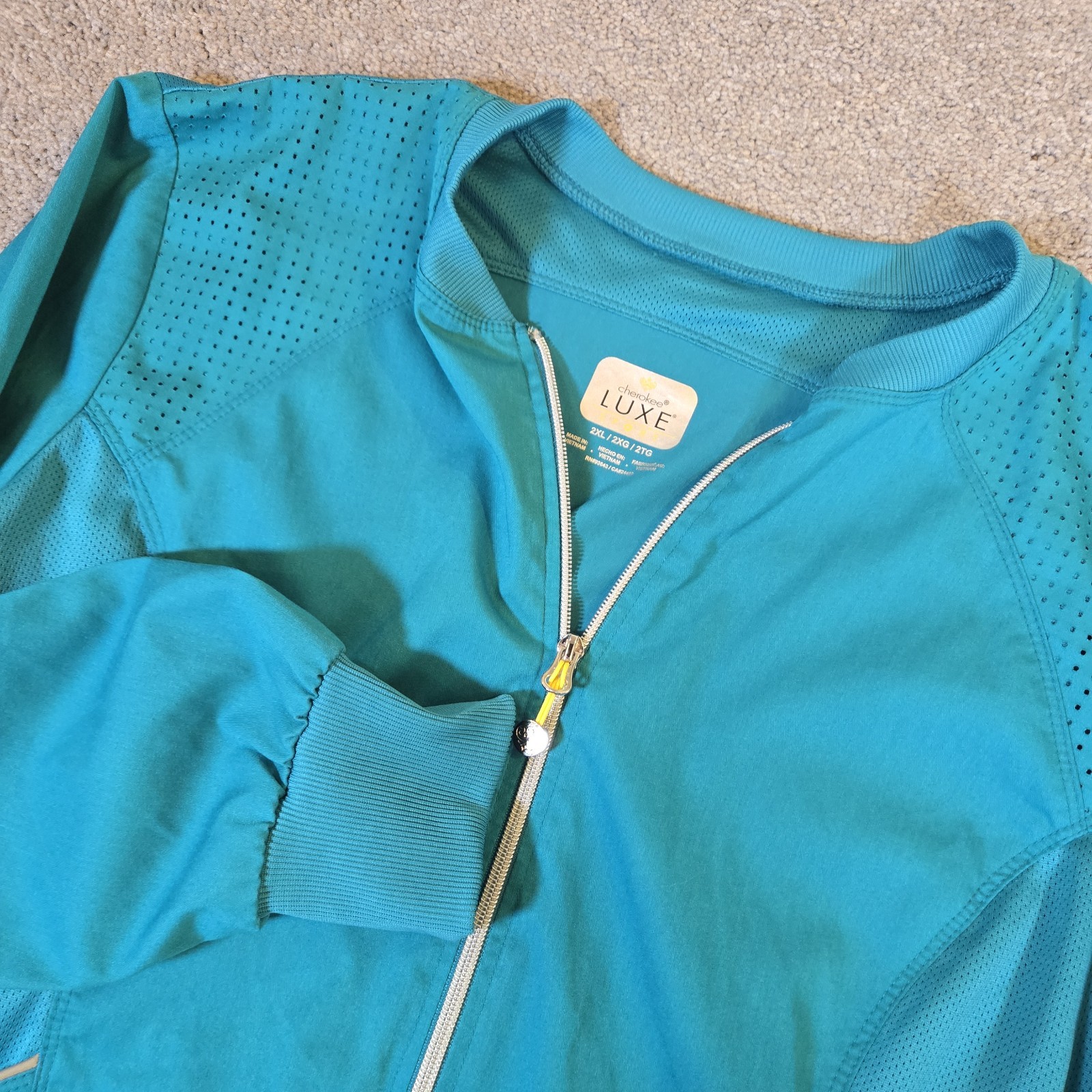 Cherokee Luxe Sport Women&rsquo;s Scrub Jacket Light Blue Size 2XL Dbl Pocket