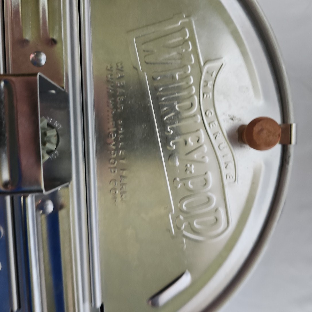 Whirley Pop stove top popcorn maker handcrank