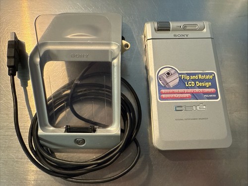 Sony Clie PDA Model PEG-NR70V W/ Cradle And Memory Card! Great Condition! - Photo 7 sur 7