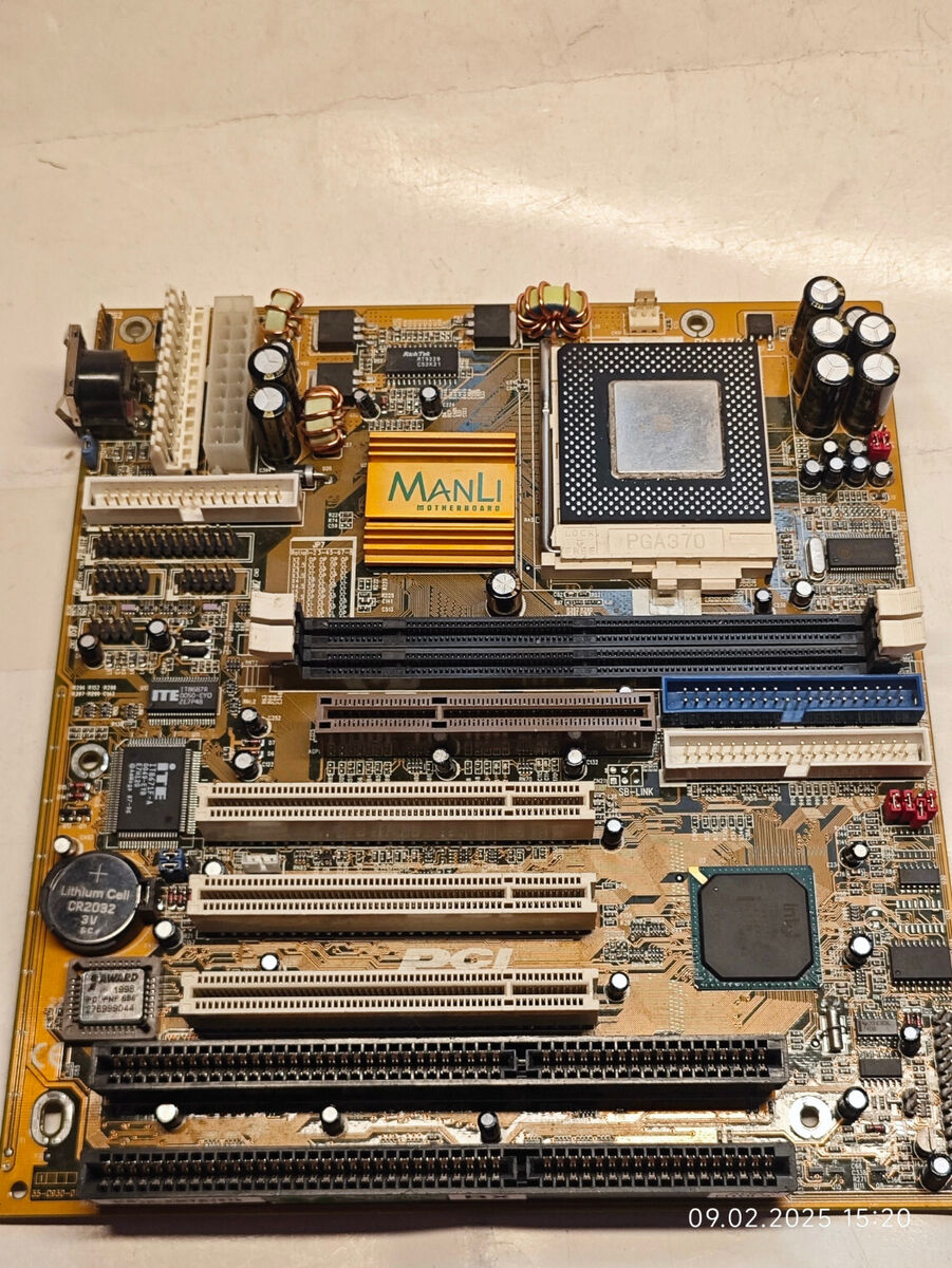 Socket 370 AT PCPartner BXBS3-C930 Motherboard (440BX) CPU Socket 370 AT PCPartner BXBS3-C930 Motherboard (440BX) CPU