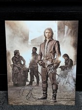 Tom Burke signed 8x10 The Musketeers 