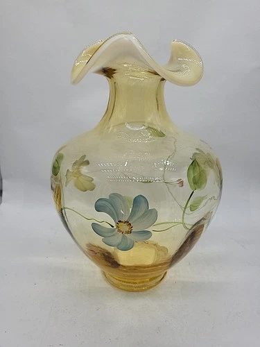 FENTON PANEL OPTIC SILKEN SAND OPALESCENT HAND PAINTED BULBOUS VASE - EX COND