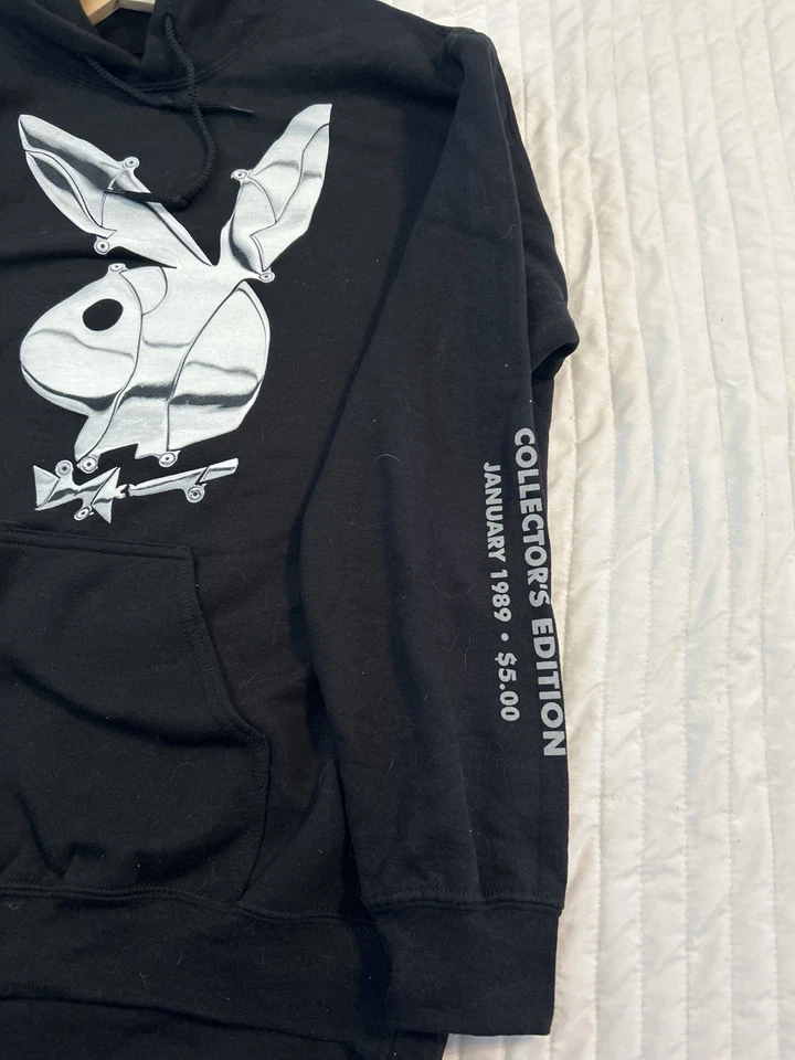 花花公子连帽衫黑色镀铬兔子收藏版1989年1月图形尺寸M — 第 3/4 张图片