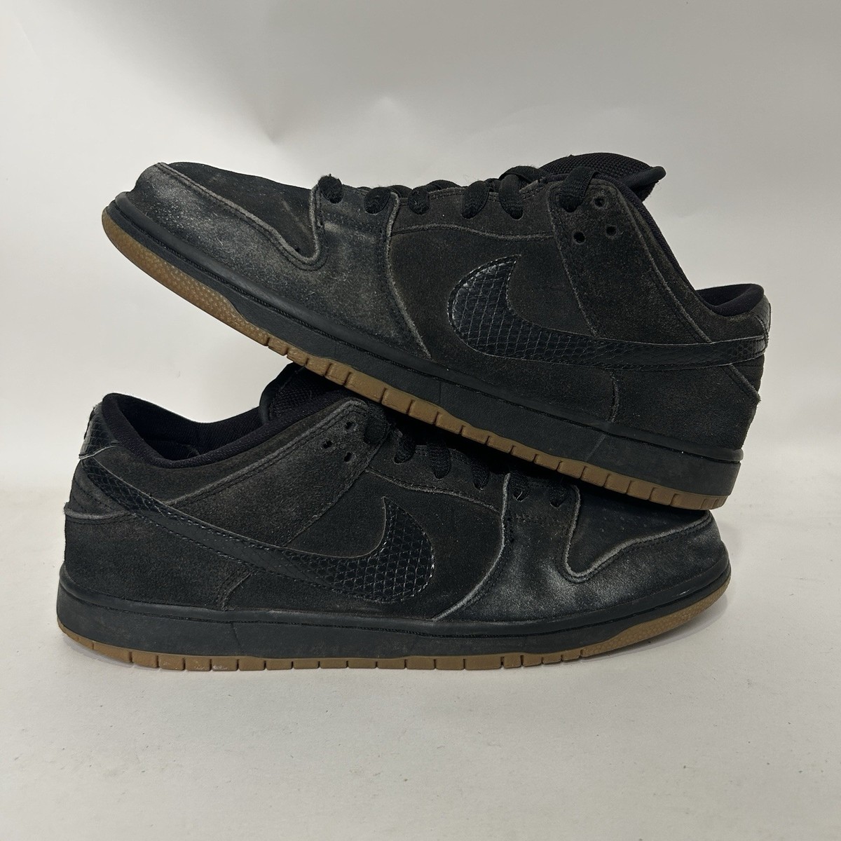 スニーカー Nike Dunk SB Low Black Snake Gum 2014 Nike Dunk Low SB ISO “Black Gum/Snakeskin” (2014) 304292-045 Men's
