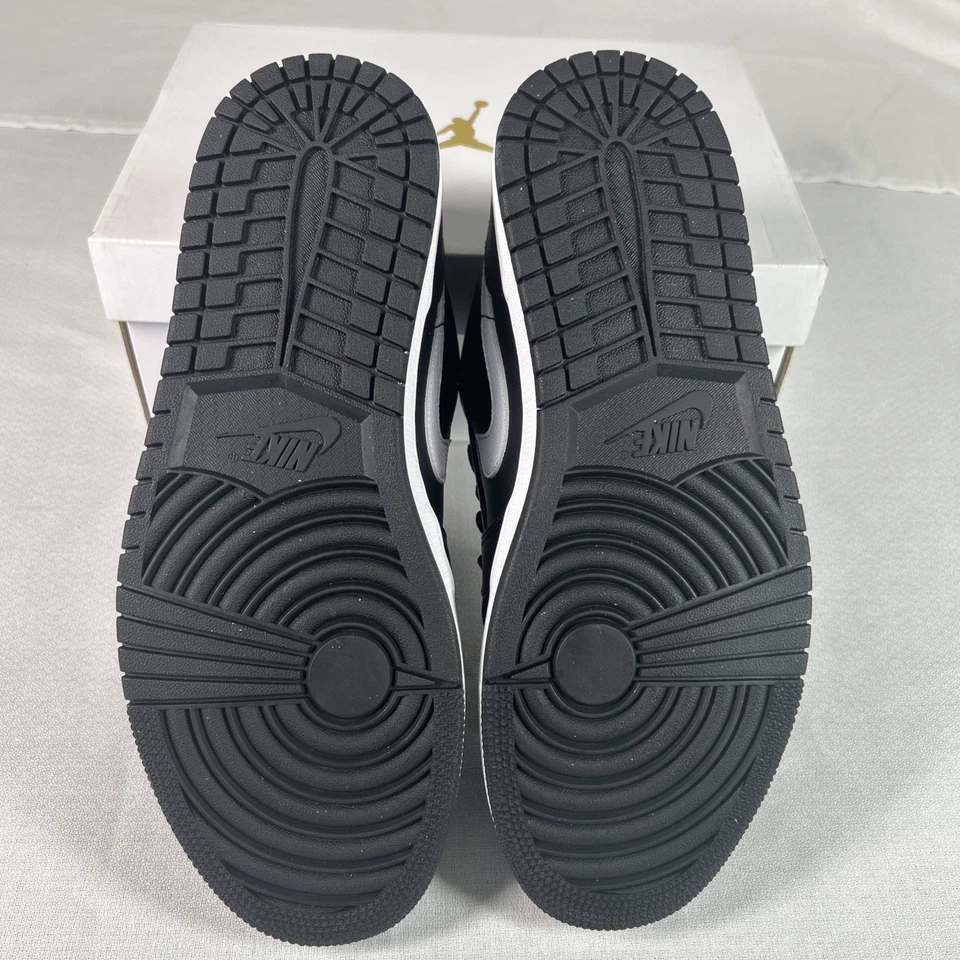 Totalmente Nuevo con Caja Original WMNS Air Jordan 1 Bajo Negro Blanco Talla 12W 10.5M A09944001 Foto 4 de 4