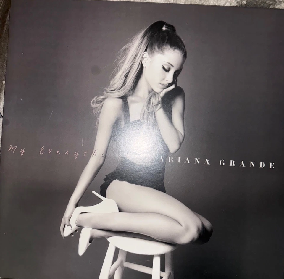 Ariana Grande My Everything Vinyl UO EXCLUSIVE 1500 copies RARE good condition. - Image 2 of 3
