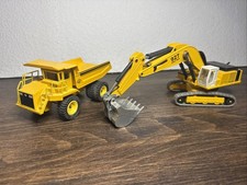 Siku Super 2934 Schwerer Muldenkipper  K40+Siku Super 3727 Raupenbagger, M 1:55