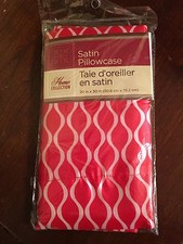 Home Collection Satin Pillowcase