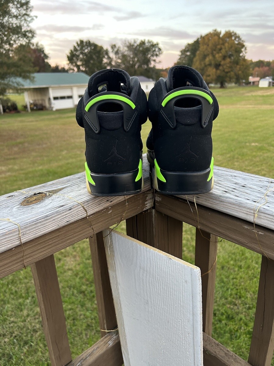 Size 10.5 - Jordan 6 Retro Electric Green 2021 194957032624