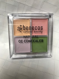 benecos concealer