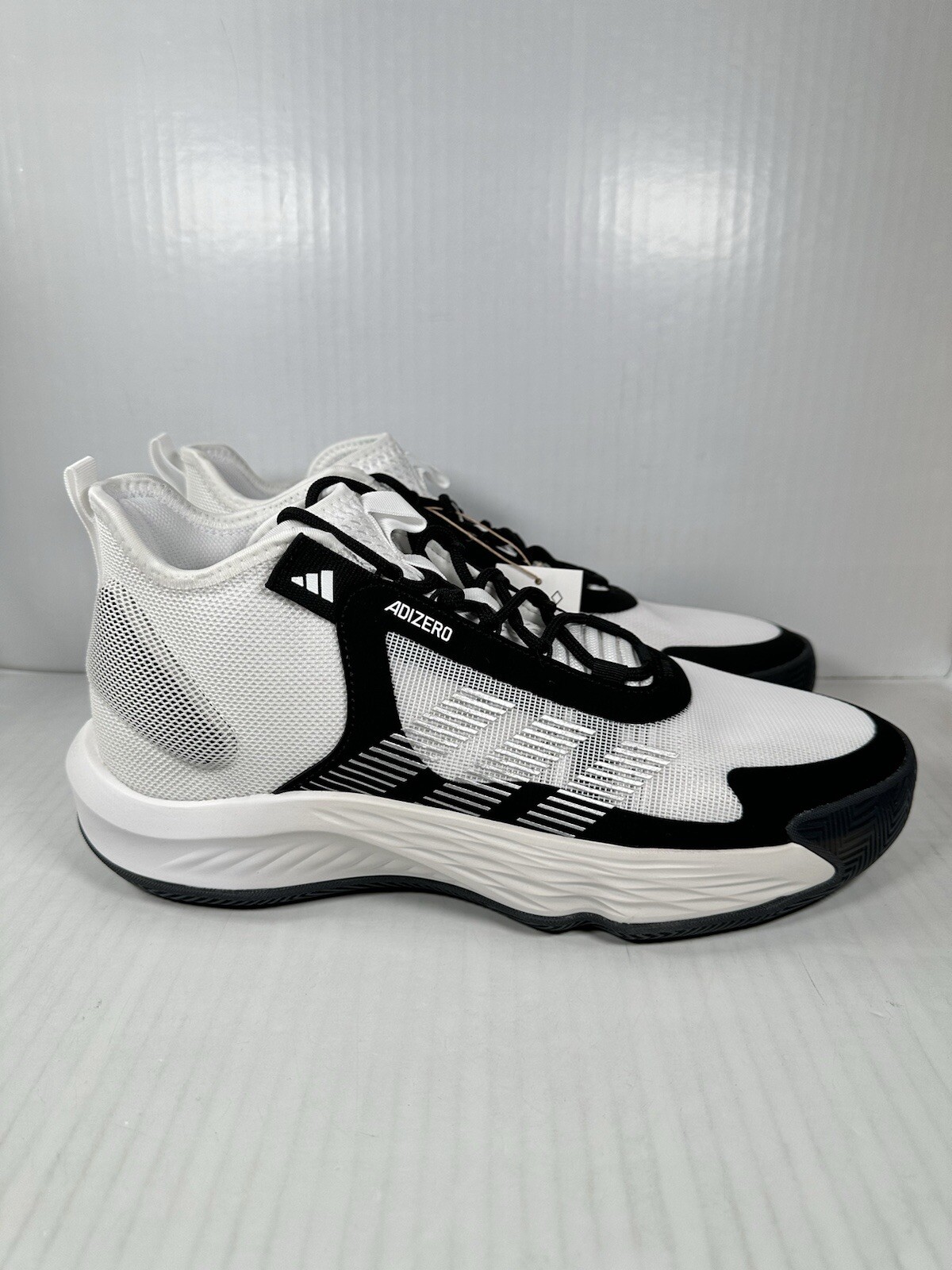 Size 11.5 Mens Adidas Adizero Select Team Basketball Shoes IE9322 White Black