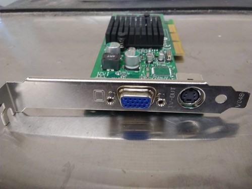 NVIDIA Quadro NVS 280 Model 8860 PCI Graphics Card – VGA & TV-Out – P/N 6002191 - Picture 2 of 11