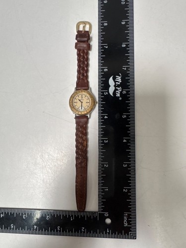 Movado Woman's Watch 81.09.811 - Running New Battery - READ - Picture 3 of 10