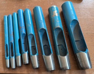 Lochstanzer Set gebraucht sehr gut halten. 4 5 6 8 10 12 14 16mm
