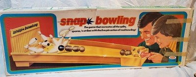 Ideal Snap Bowling Vintage 1973 Table Top Family Bowling