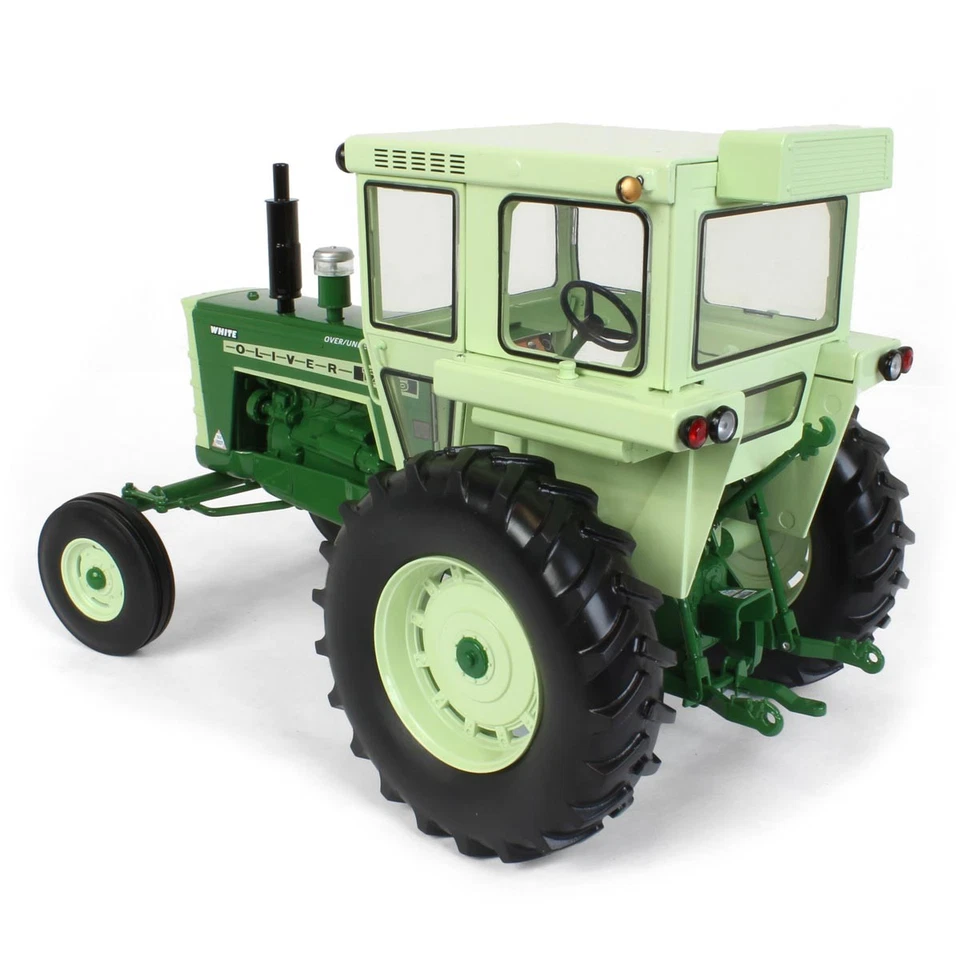 1/16 High Detail Oliver 1755 2WD Diesel Tractor With Cab by Spec Cast SCT777 - Image 4 of 4