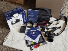 Sony CyberShot DSC-H10 Black 8.1MP Digital Camera/Bag  all accessories EX.