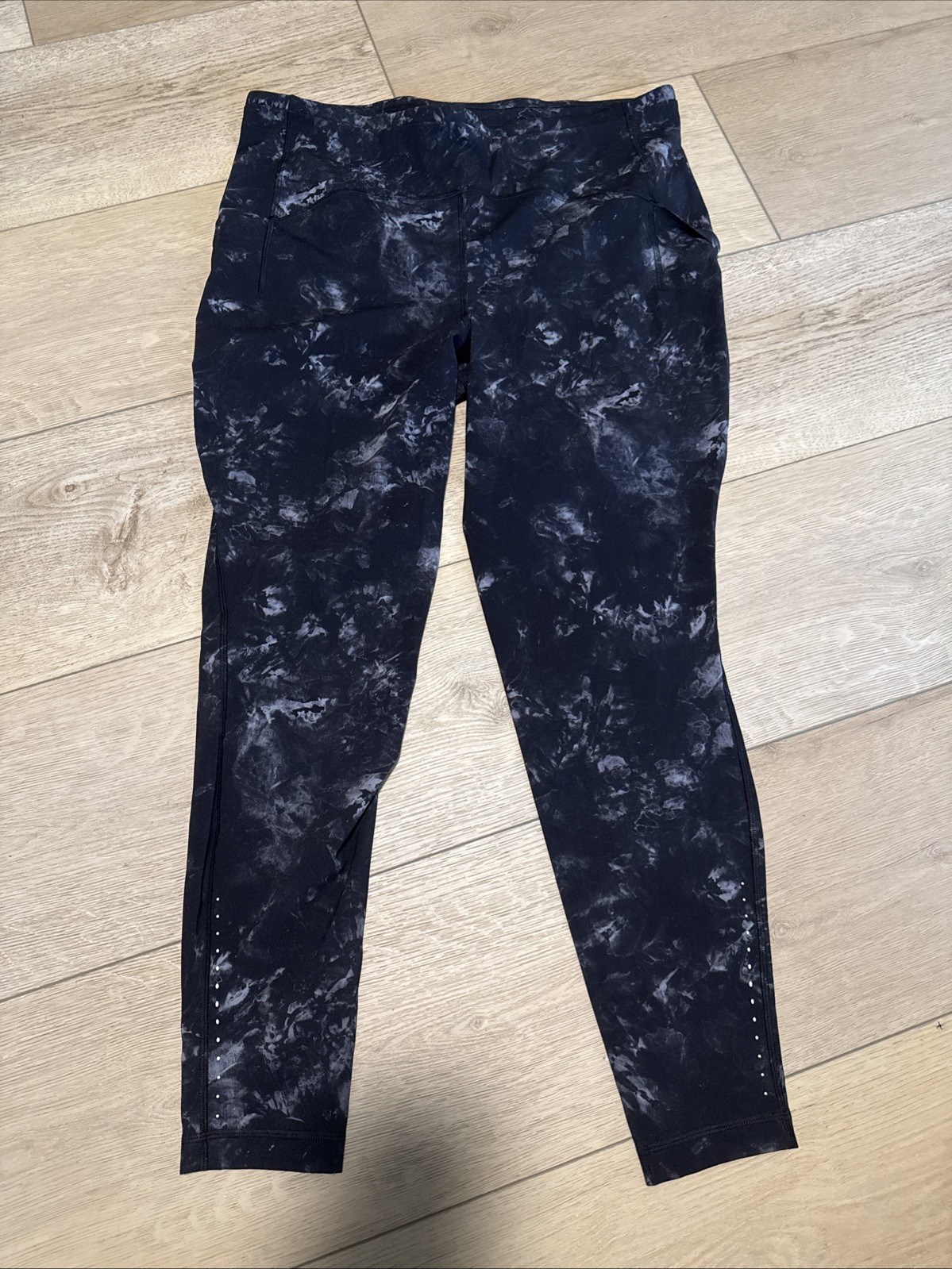 ALTRA Lululemon Donna Swift Speed High Rise Tight 28" Run in Aquila Nero Multi 16