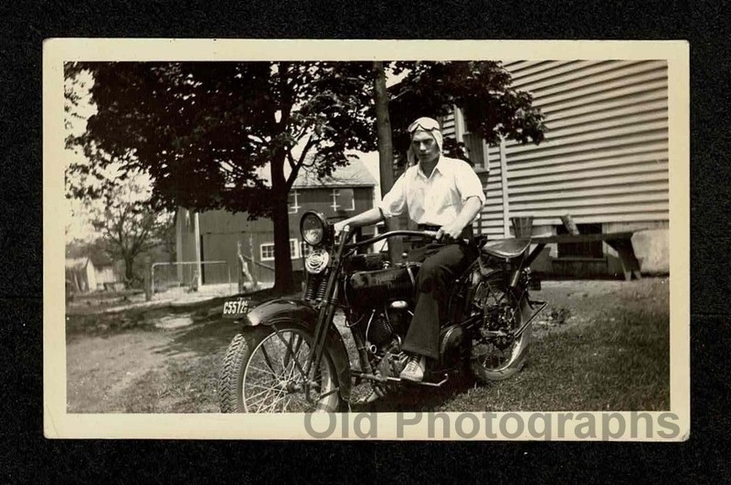 1920S/30S HARLEY DAVIDSON MOTORCYCLE V-TWIN BUDDY SEAT OLD/VINTAGE PHOTO- AA227