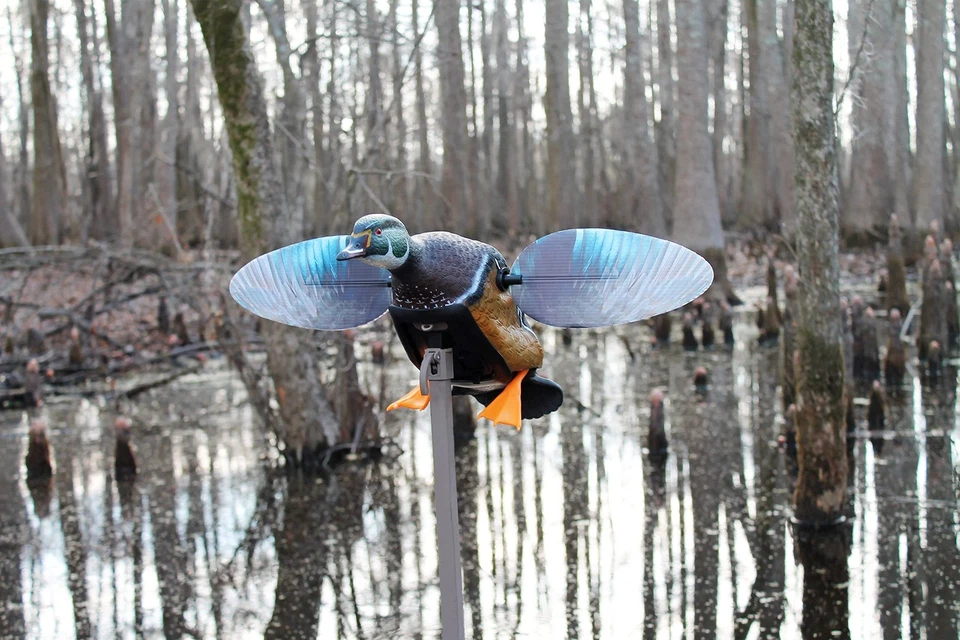 Elite Series Woody Spinning Wing Decoy Innovative Design Less Wobble 4 AA - Image 4 of 4