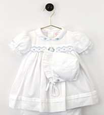 NWT Petit Ami White Blue Smocked 3PC Dress Newborn Months Baby Girls Bonnet NB 0