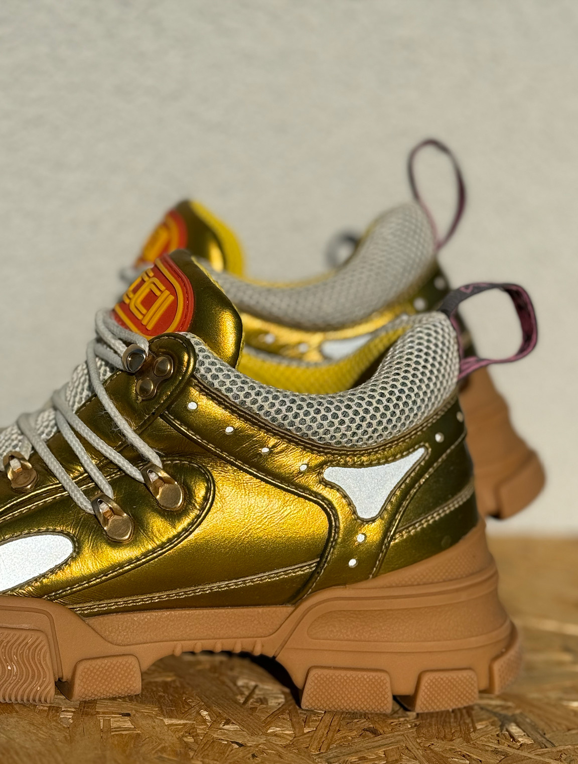 Authentic GUCCI Gold Flashtrek Leather Sneakers Womens EU 39 UK 6 RRP£1590 MINT image 3