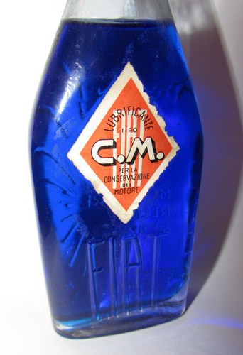 Bottiglia Olio Fiat Lubrificante C.m. Per Motore Anni 60 Da Collezione mai usat - Picture 2 of 9