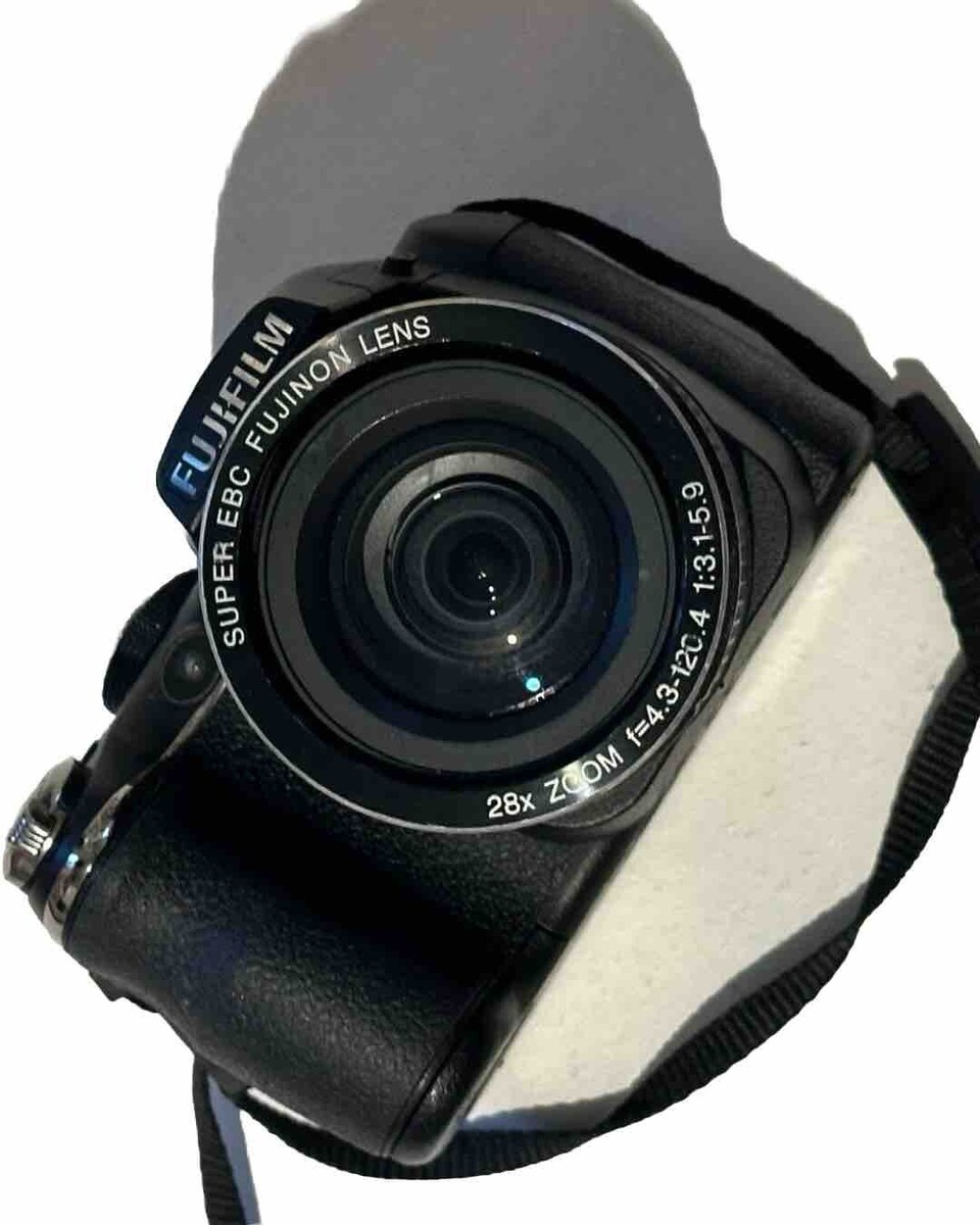 fujifilm finepix digital camera S3400 UK