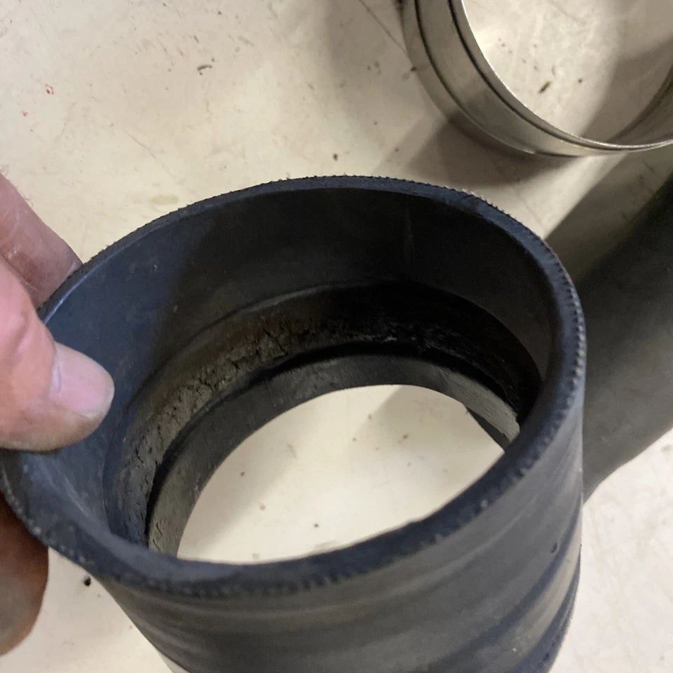 94 Arctic Cat Barracuda Tigershark Jet Ski Conectores de tubo de escape cruzados Foto 2 de 4