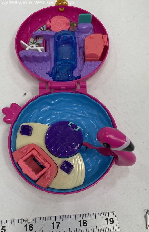 Polly Pocket Pink Flamingo Floatie Compact
