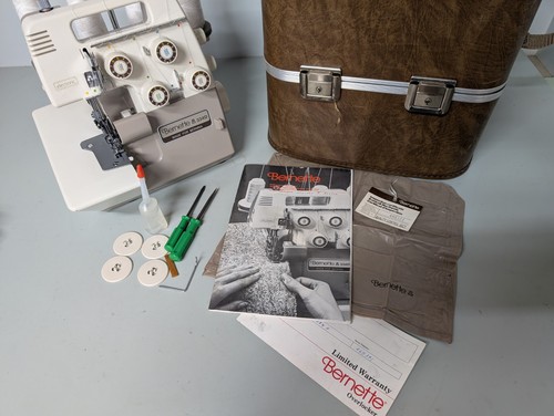 Serger Overlock Bernina Bernette 334D RECIÉN REPARADA - FUNCIONA PERFECTAMENTE - Imagen 2 de 15