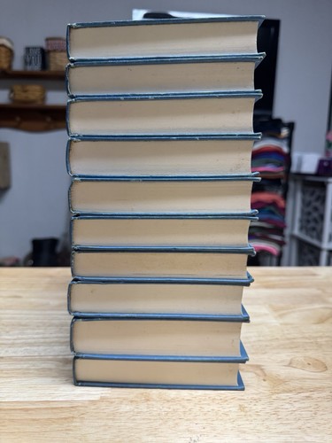 Best loved classics set of 10 HB vintage books - Picture 4 of 7