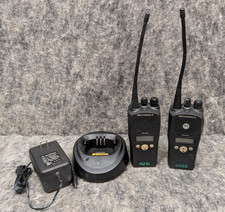 Lot Of 2 Motorola PR400 Radio AAH65RDF9AA3AN W/ Batteries  Charger