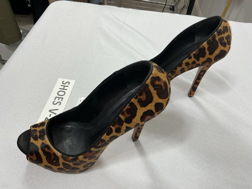 Bombas de plataforma con estampado animal Schutz para mujer Us 8,5 Slip On Peep Toe Foto 2 de 4