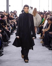 USED SACAI 2024AW TRENCH COAT UNUSED