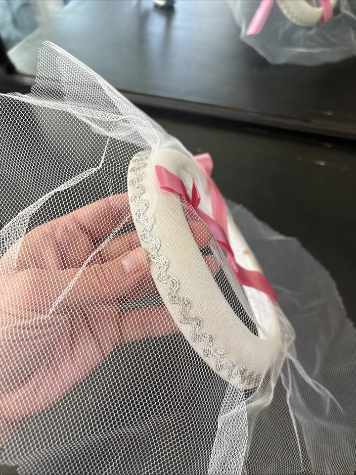 Sombrero velo vintage hecho a mano con lazo rosa Foto 3 de 4