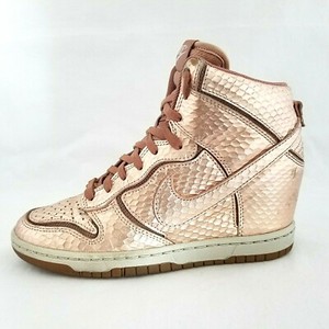 nike hi top wedge