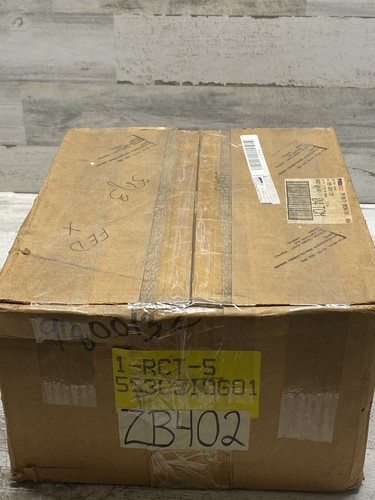 ABB RCT-5, 593C310G01 Current Transformer Ratio 100:5 / 2400 Volt New - Picture 6 of 7