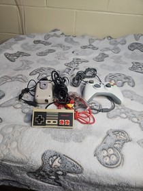 Video Game Lot , Nintendo Xbox, cables 