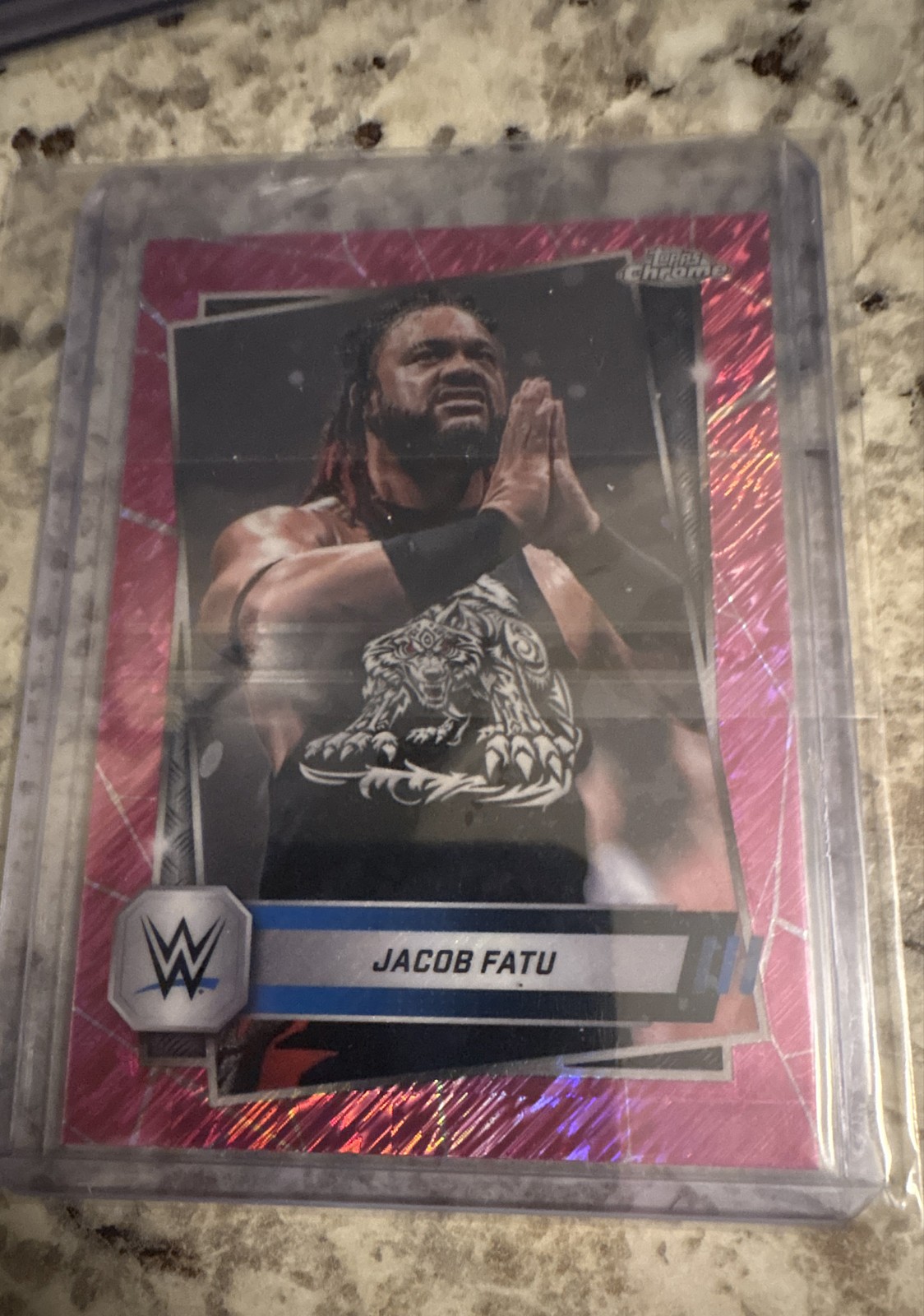 2025 Topps Chrome WWE - Jacob Fatu #100 Pink Shimmer Refractor
