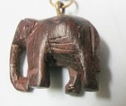 Vintage Hand Carved Wood Wooden Detailed ELEPHANT Keychain Keyring Pendant — photo 2